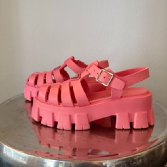 Prada Logo Chunky-Sole Fisherman Sandals - Picture 3 of 12